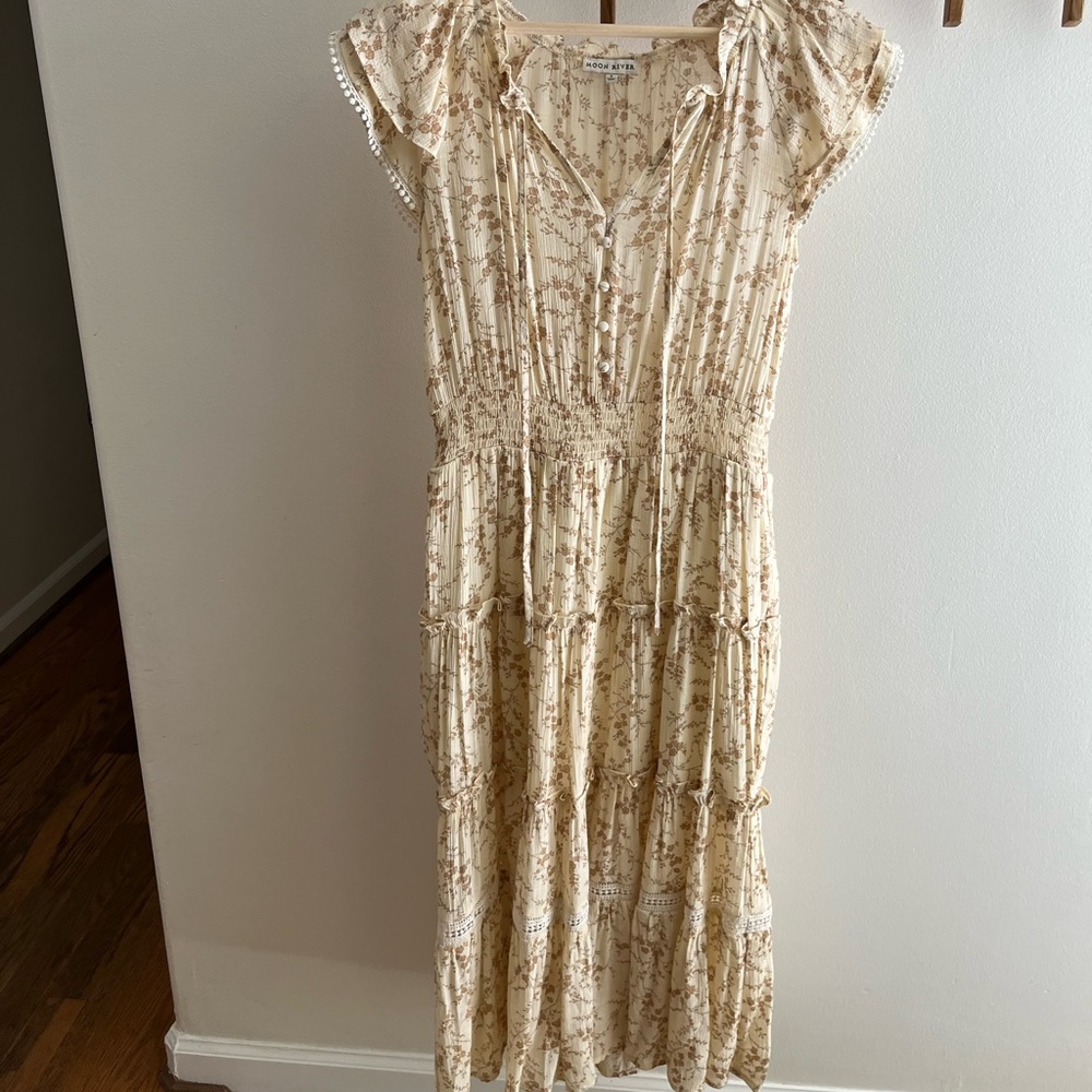 Moon river dress with beautiful details